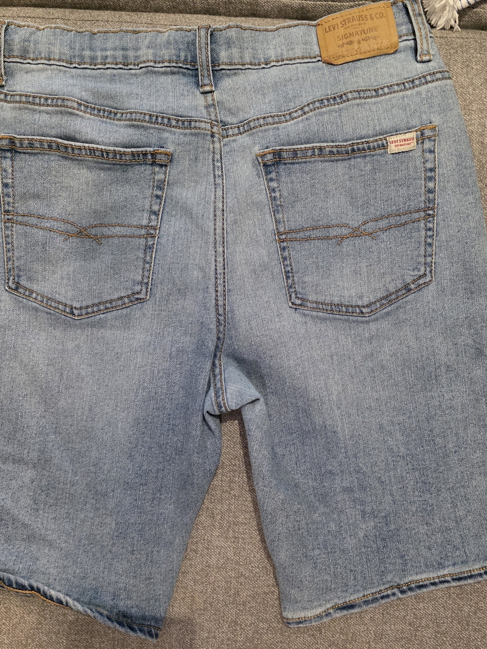 Levi's Light Blue High-Rise Denim Shorts Boys Size 18 - Picture 3 of 3